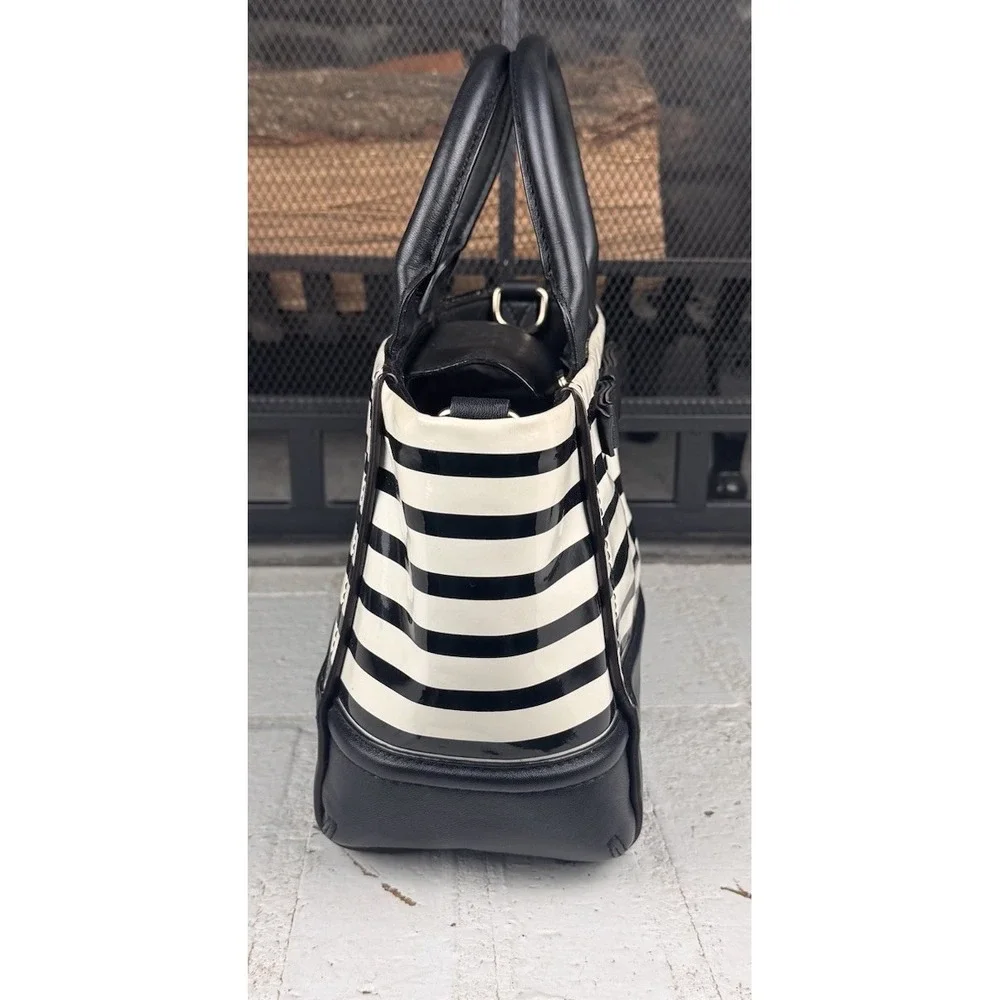 Kate Spade NY Chelsa Park Gigi Patent‎ Leather Stripe Preowned No Shoulder Strap